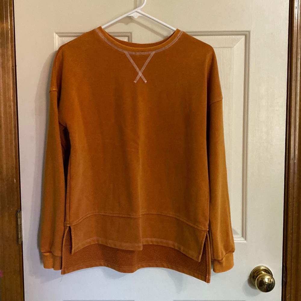 Sweatshirt